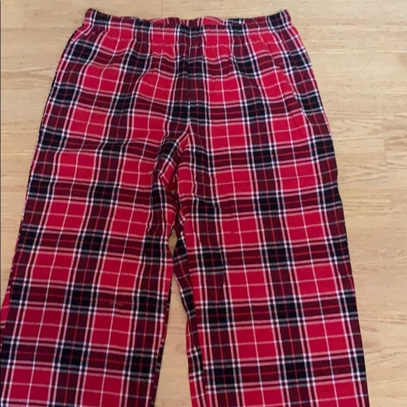 New Directions Red Plaid Holiday Pajamas Medium - Picture 6 of 6